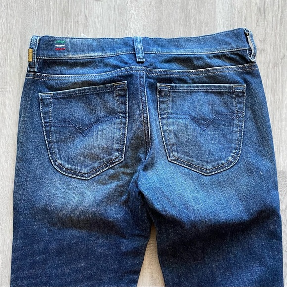 Diesel Liv Straight Leg Jeans - Picture 10 of 14